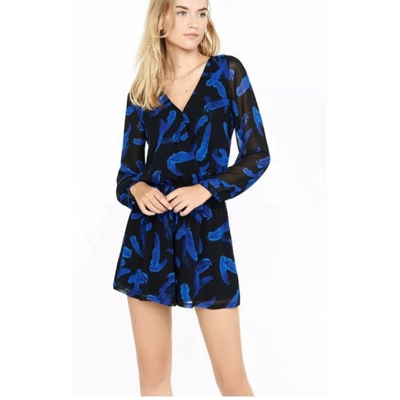 NWT EXPRESS - Black and Blue Feather Romper Large - Picture 4 of 6